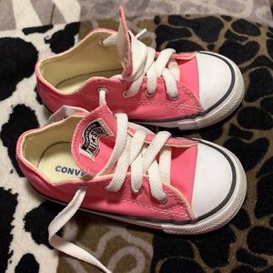 Toddler girl Converse